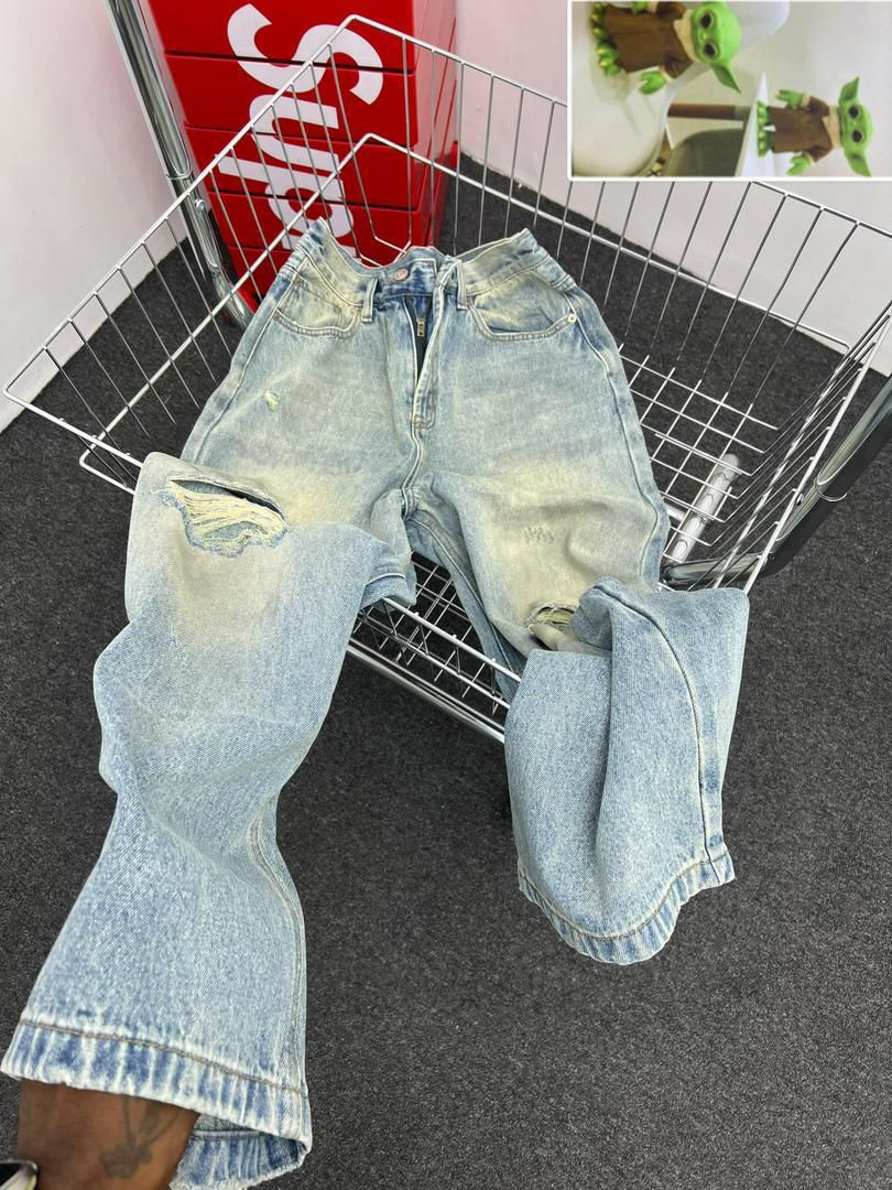 Distressed Light-Wash Baggy Jeans